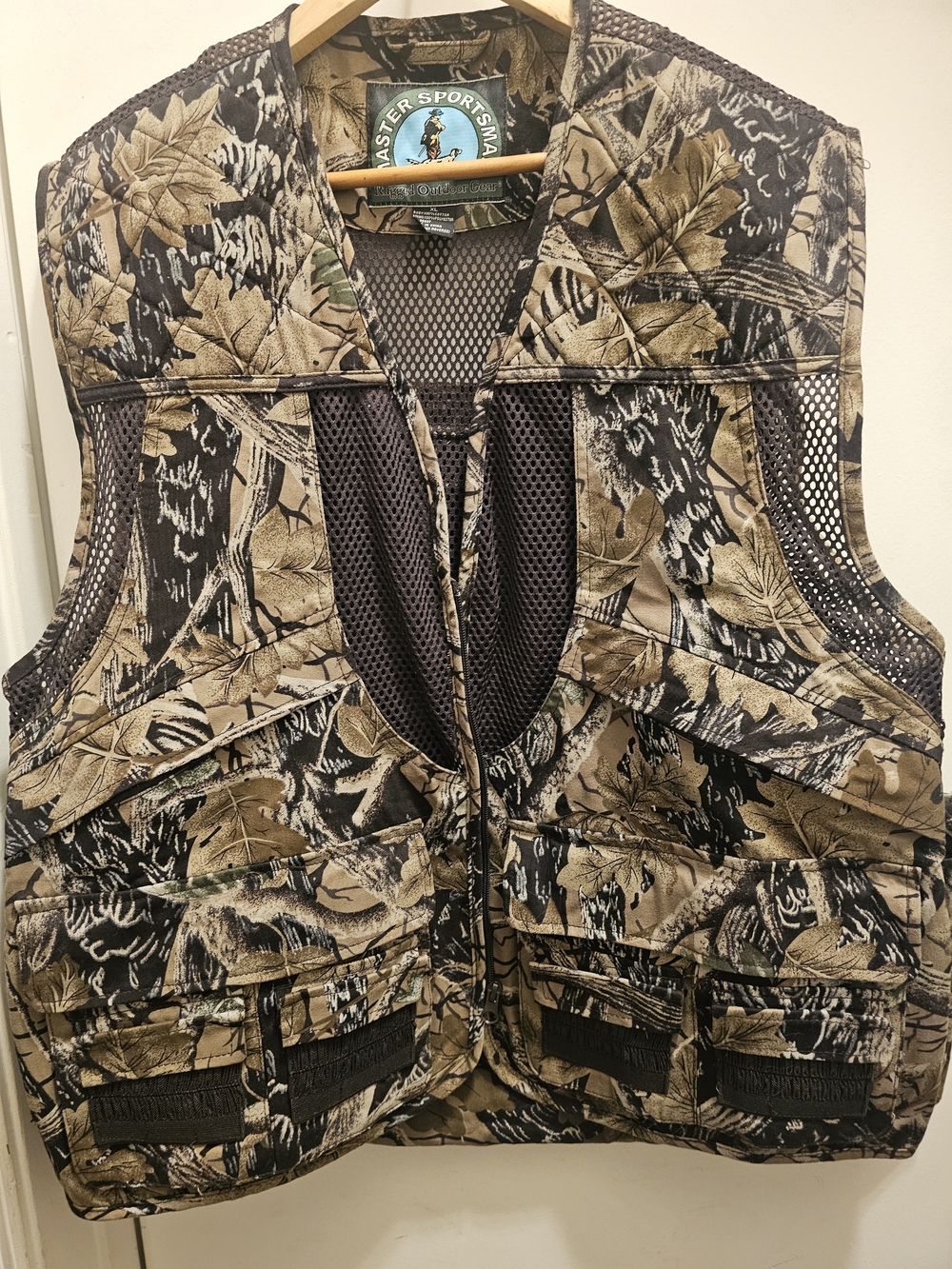 Master Sportsman Men's Brown Camouflage Hunting Utility Vest